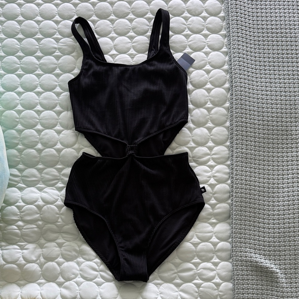 Abercrombie Kids Black Ribbed Swimsuit NWT Size 15/16